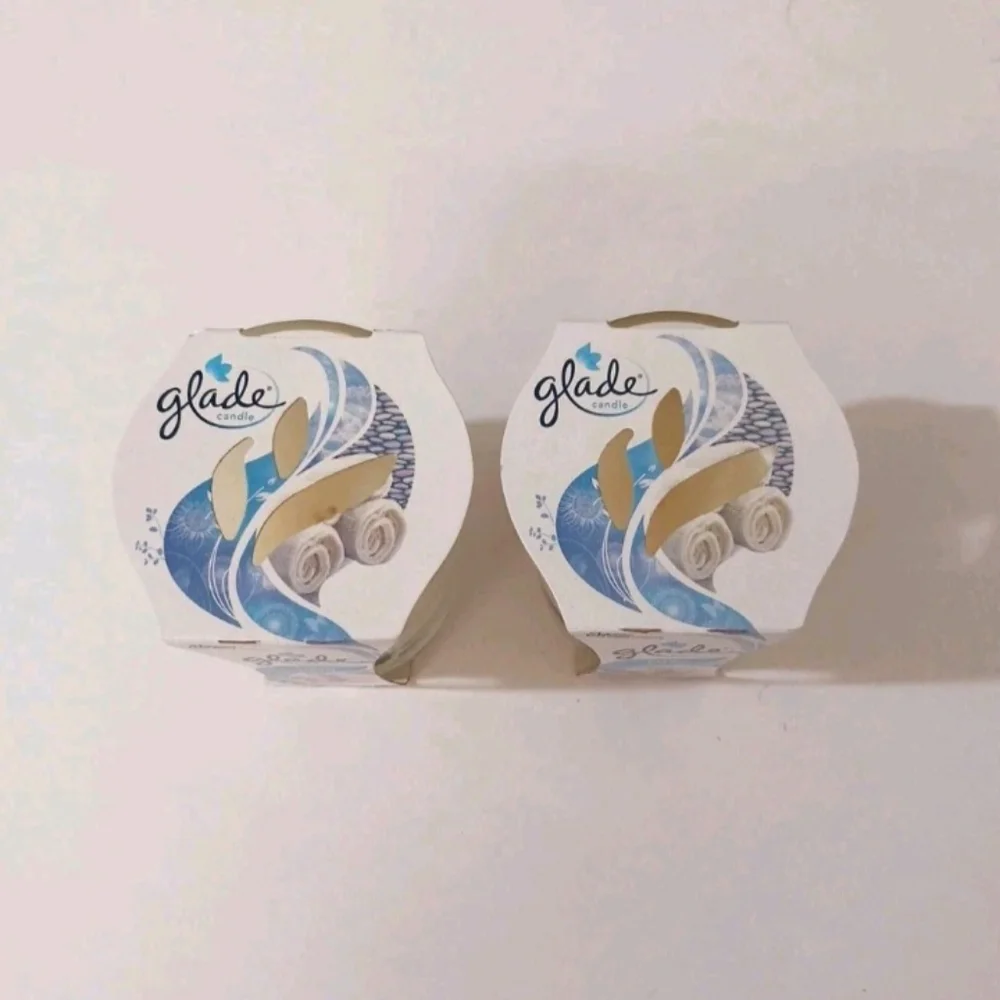 NEW Glade Clean Linen Scented Candles Glass Jar Set of 2 - 3.4 oz Single Wick